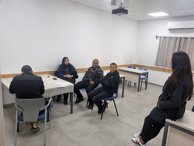 أجتماع أهالي طلاب المدرسة الثانوية التكنولوجية جلجولية